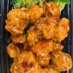 Best General Gau'S Chicken in Lynnfield, MA