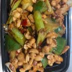 Best Kung Pao Chicken (With Peanuts) in Lynnfield, MA